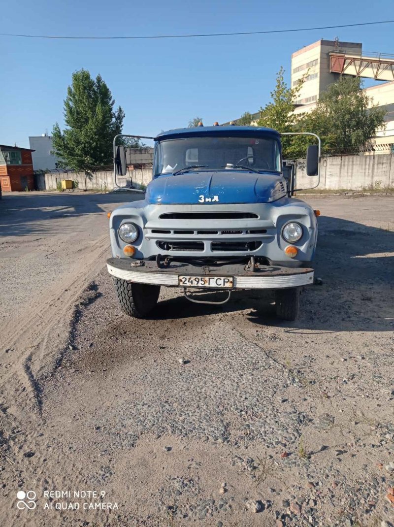Седельный тягач ЗИЛ-441510