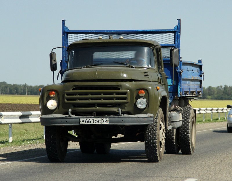 ЗИЛ 130 6х6