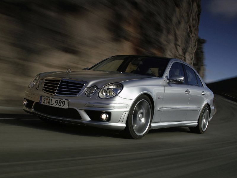 Мерседес w211 АМГ