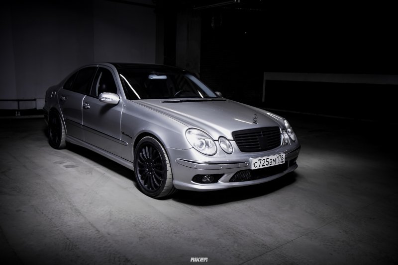 Мерседес e63 AMG w211