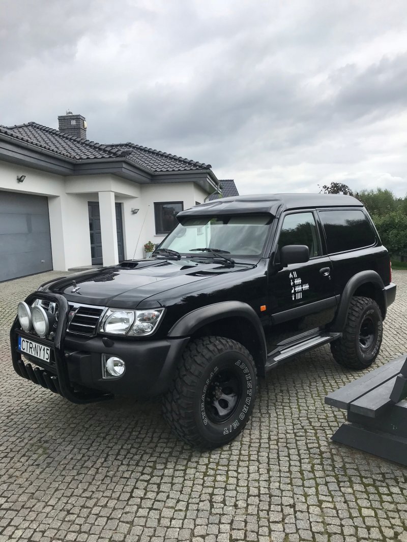 Nissan Patrol y61