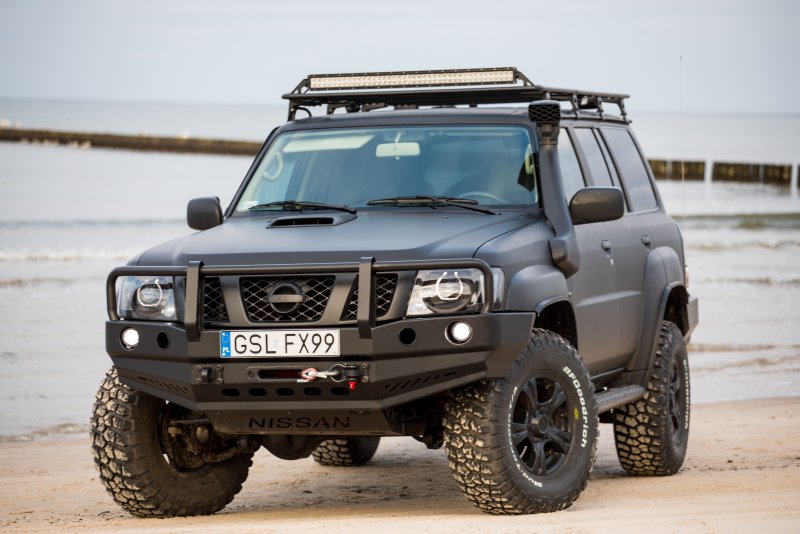 Nissan Patrol y61 off Road