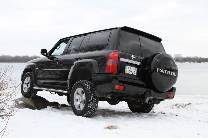 Nissan Patrol y61 4.8