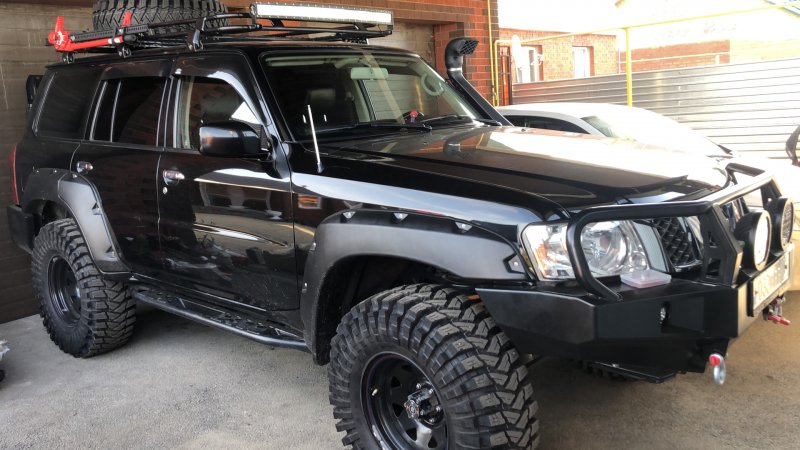 Maxxis Trepador 35 Nissan Patrol