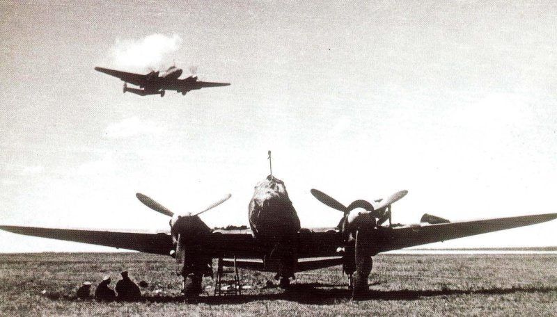 Бомбардировщик Великой Отечественной войны 1941-1945