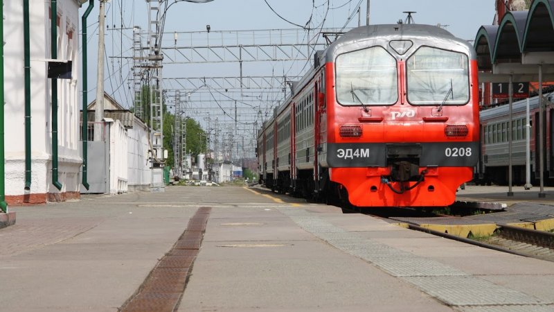 Электропоезд Пермь 1 Левшино