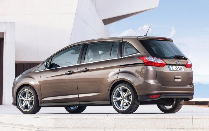 Ford Grand c-Max 2021