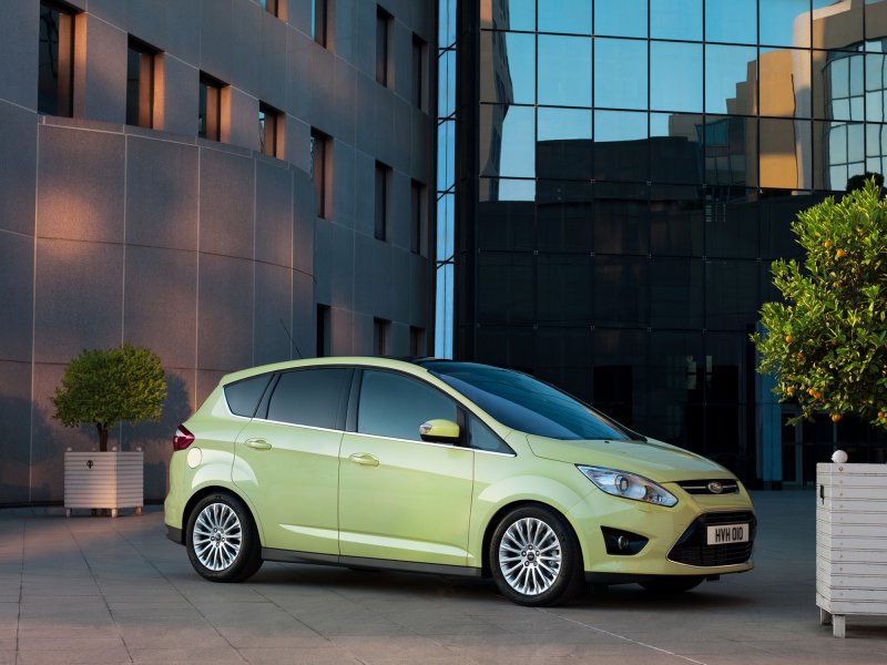 Ford Grand c-Max 2011