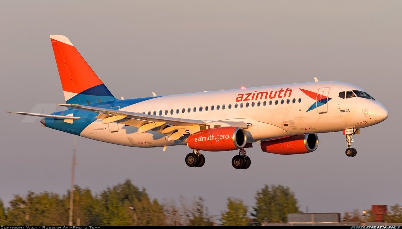 Sukhoi Superjet RRJ-95