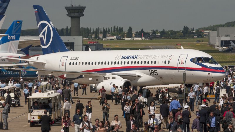 Sukhoi Superjet RRJ-95b-100