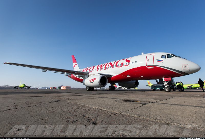 SSJ 100-95b