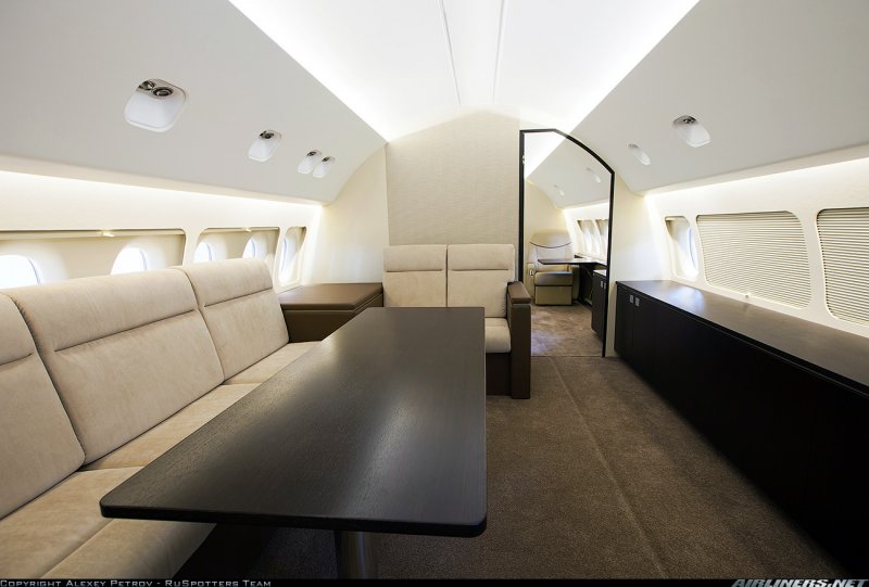 Sukhoi Business Jet салон
