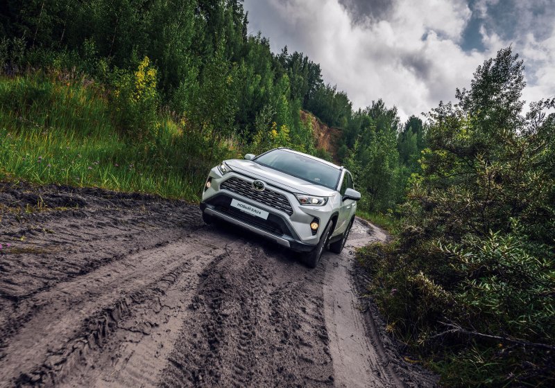 Toyota rav4 2020 на бездорожье
