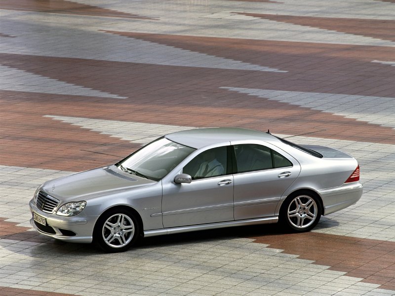 Mercedes Benz s500 w220