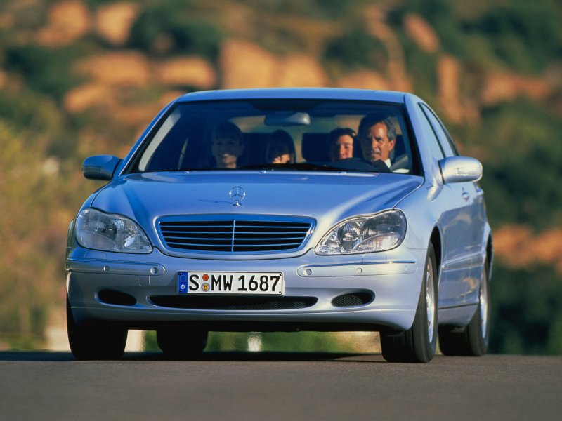 Mercedes-Benz w220