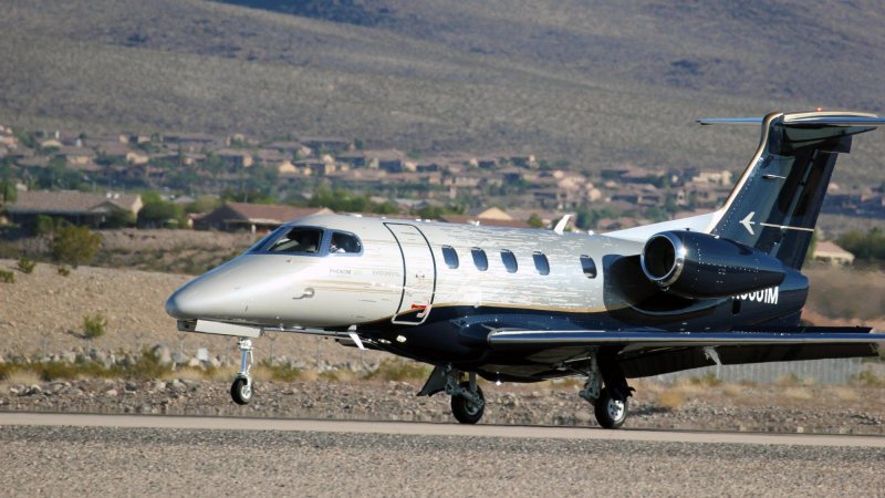 Embraer Phenom 300e салон