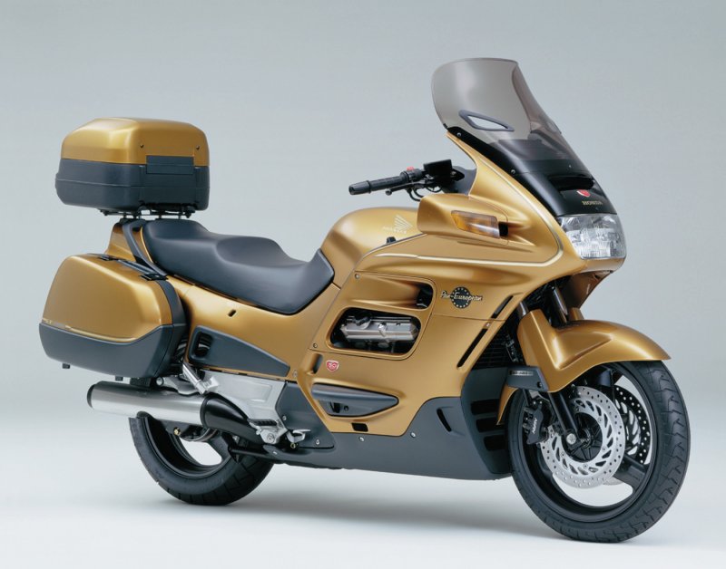 Honda st1300
