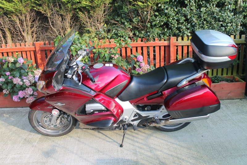 Honda st1300 Pan European