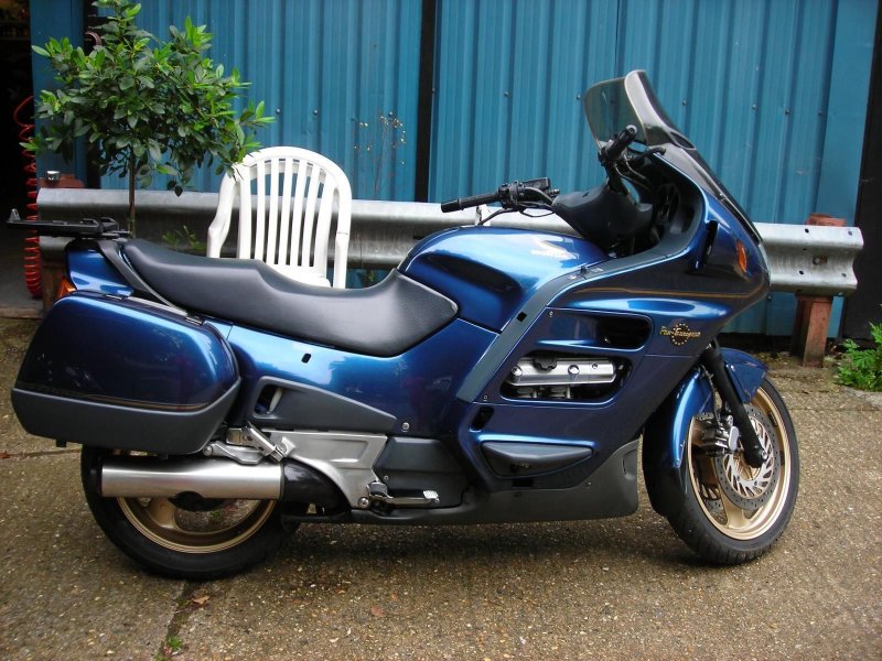 Honda st1300