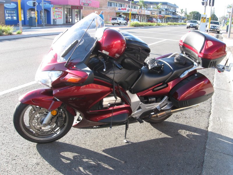 Honda St 1100