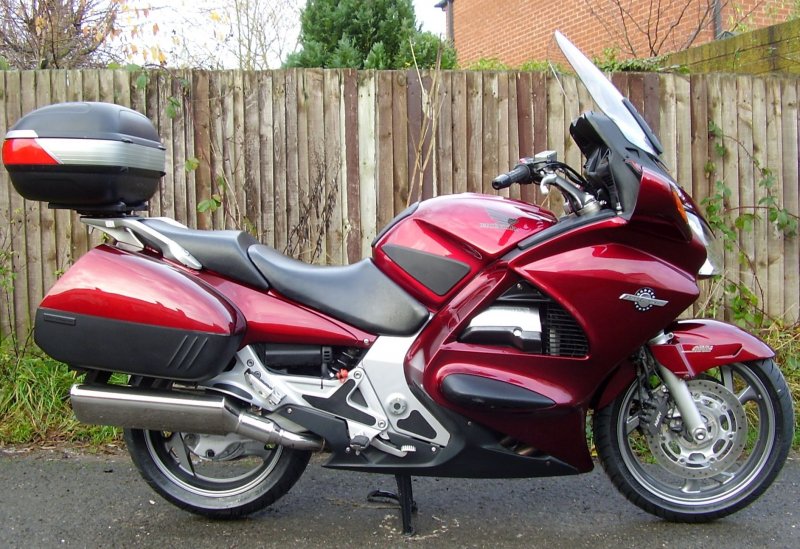 Honda St 1300 панель