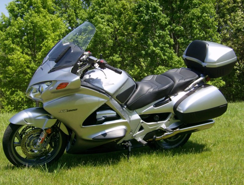 Honda European st1300