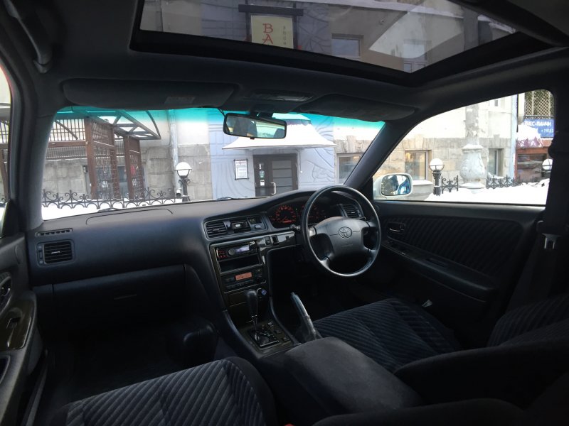 Toyota Mark II 1992 салон