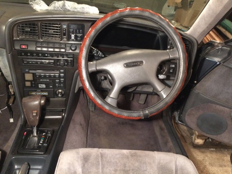 Toyota Mark 2 80 салон