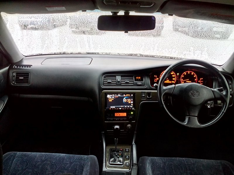 Toyota Mark 2 100 салон
