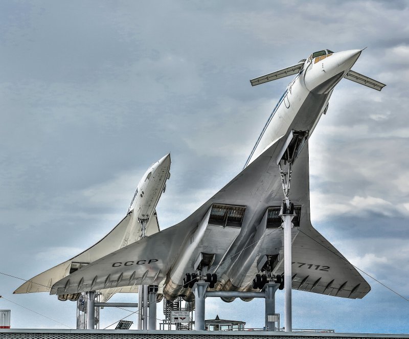 Конкорд и ту-144 в музее техники в Зинсхайме