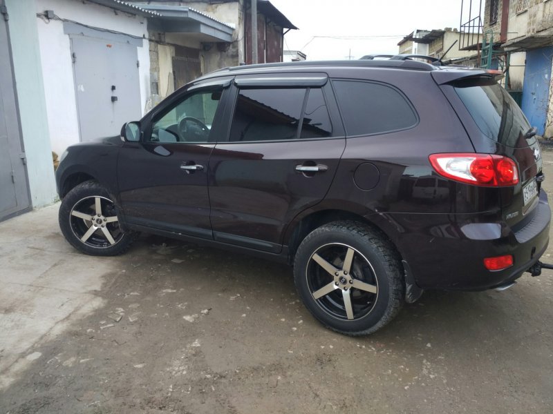 Hyundai Santa Fe 2 на 19 колесах