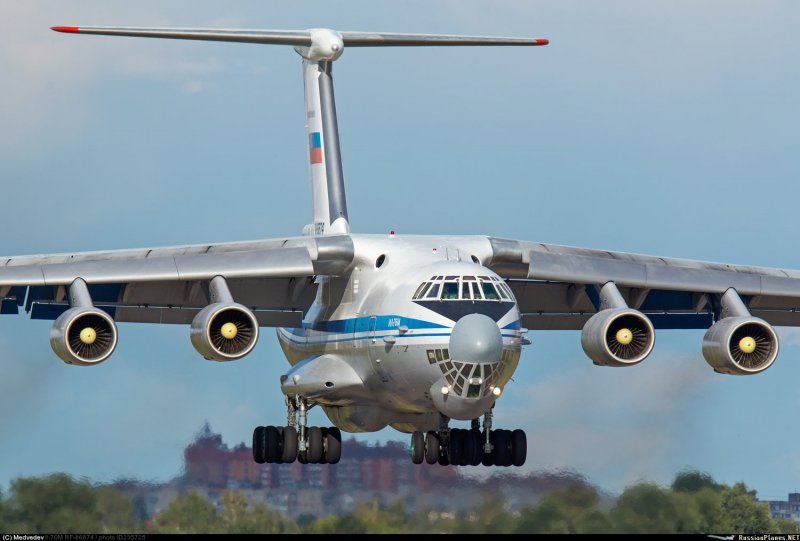 Ил 76 МД звезда модель