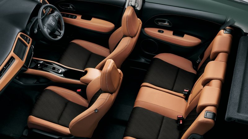 Honda Vezel салон