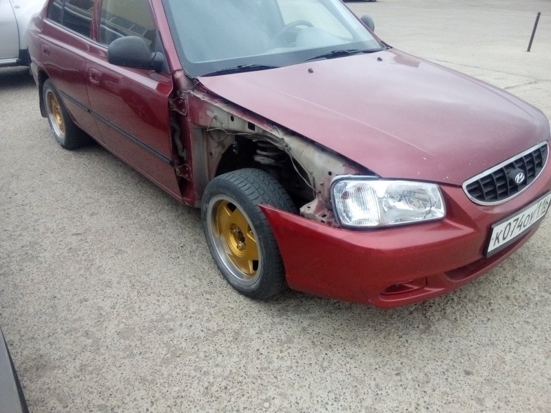 Hyundai Accent 2006 золотой