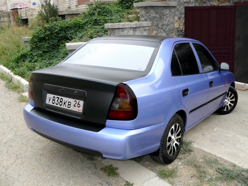 Hyundai Accent 2007 stance