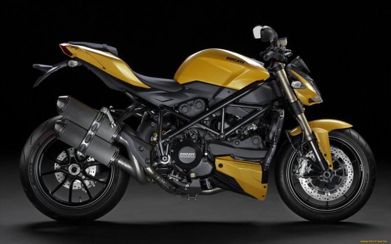 Ducati Streetfighter v4
