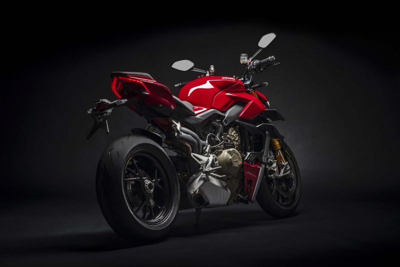 Мотоцикл Ducati Streetfighter v4
