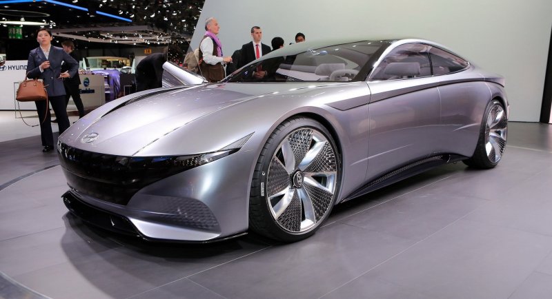 Hyundai le fil rouge Concept