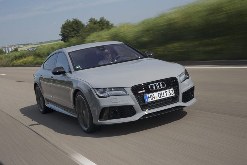 Ауди rs7 серый цвет