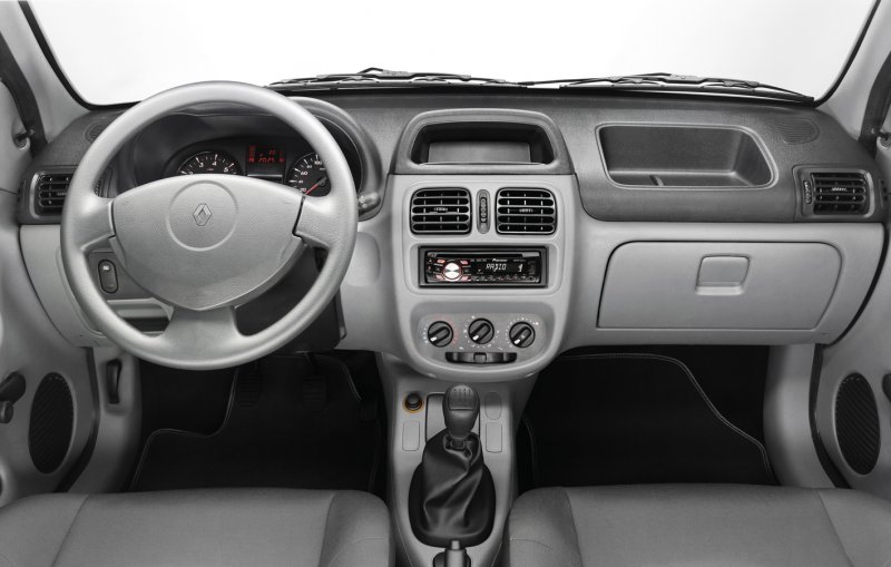 Renault symbol 2002 салон