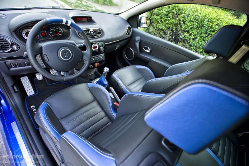 Clio RS 3 салон