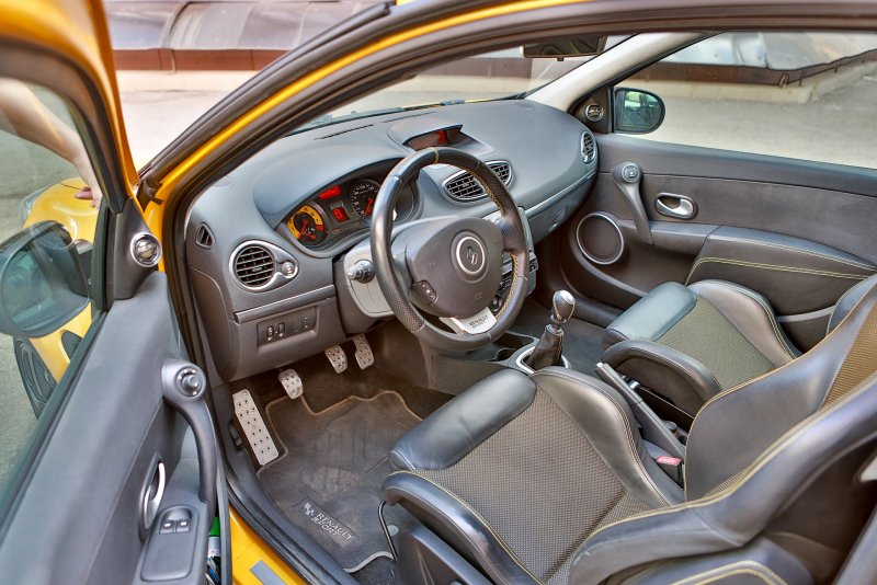 Renault Clio RS 3 салон