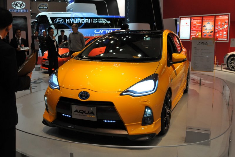 Toyota Aqua гибрид