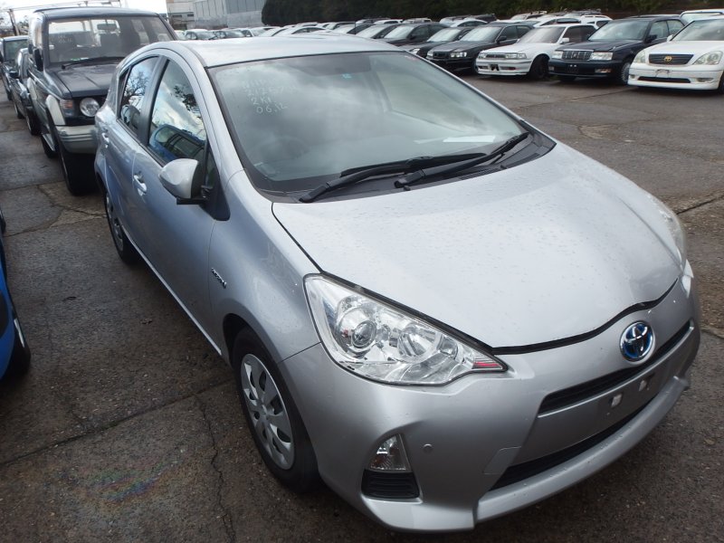 Toyota Aqua 2012