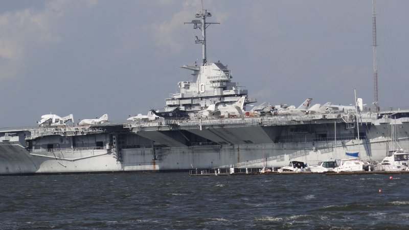 USS Hornet CV CVA CVS-12