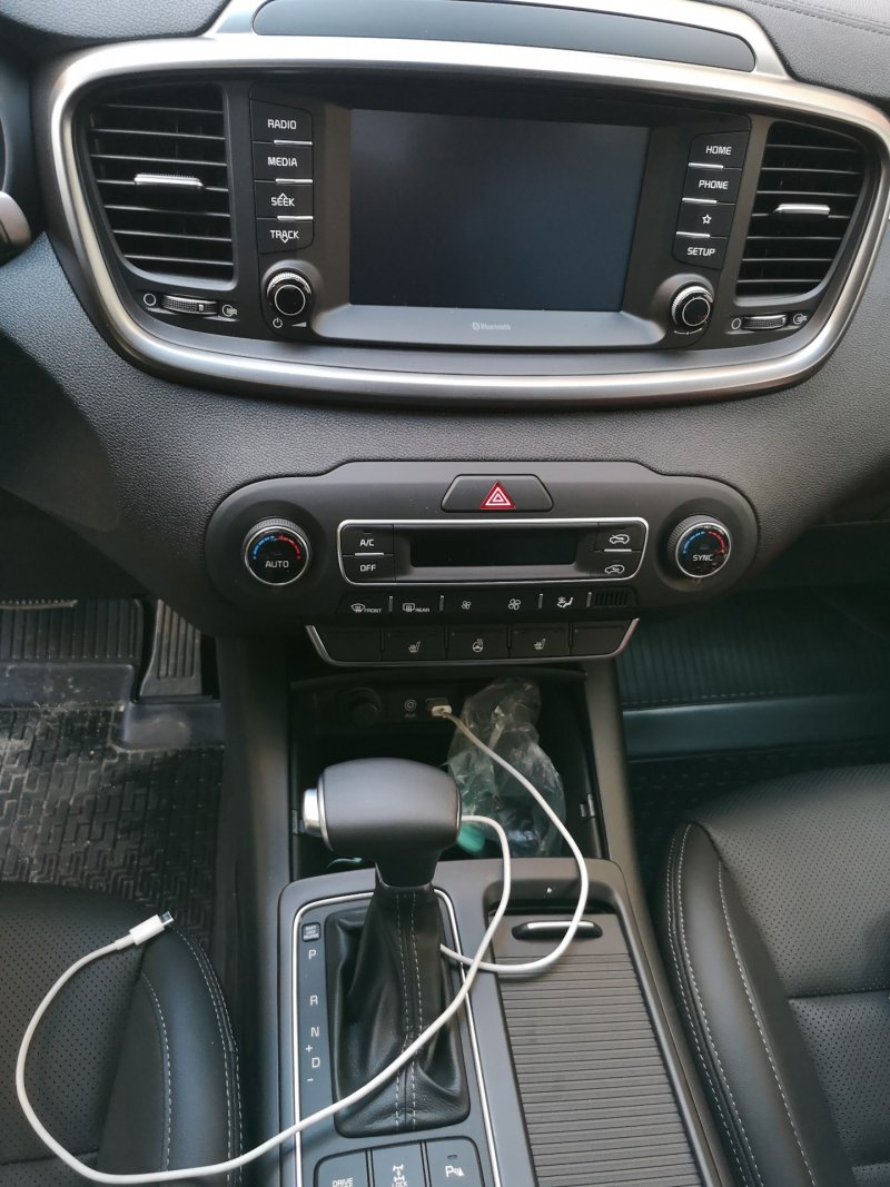 Kia Seltos Luxe 1.6 автомат
