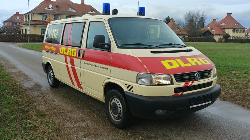VW Amarok Ambulance
