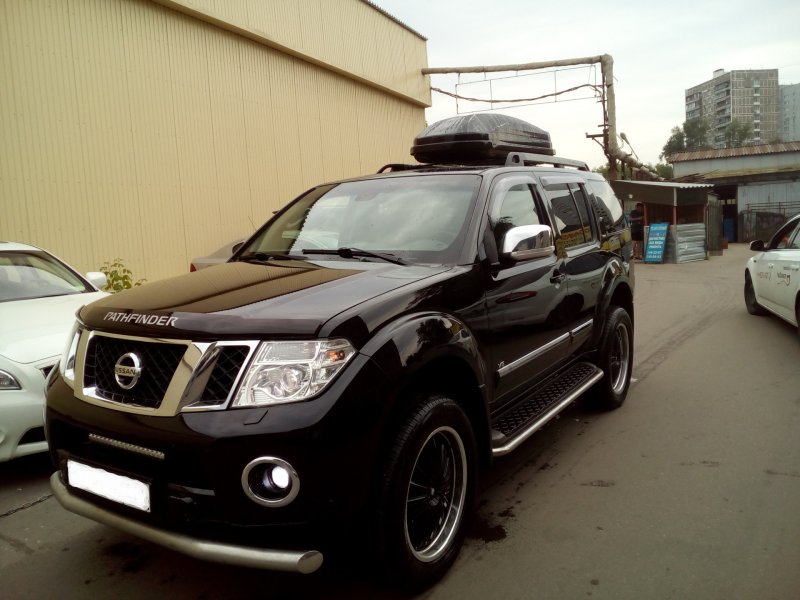 Nissan Pathfinder r22