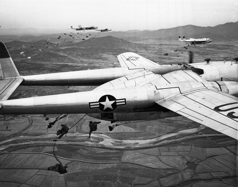Самолет Beechcraft фото