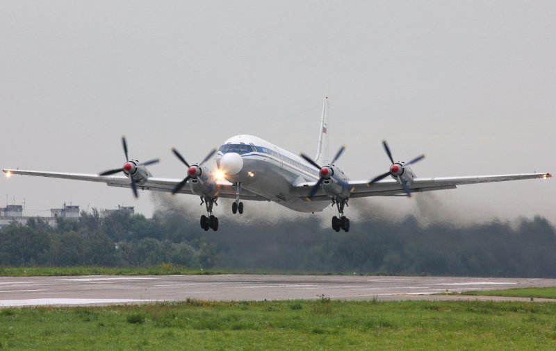 Взлет ил-20